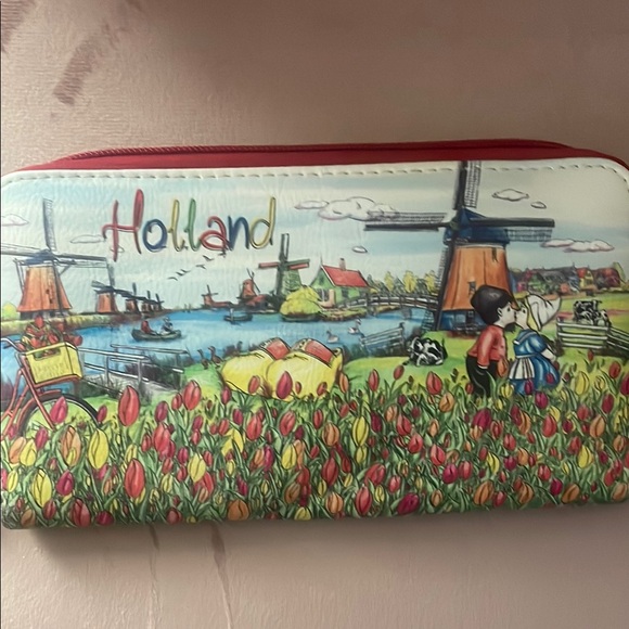 Holland Windmill and Tulip Wallet - Picture 2 of 4